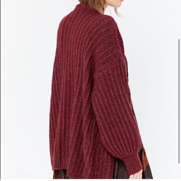 URBAN OUTFITTERS Truly Madly Deeply Chunky Knit Balloon Sleeve Cardigan Sweater - Picture 3 of 9